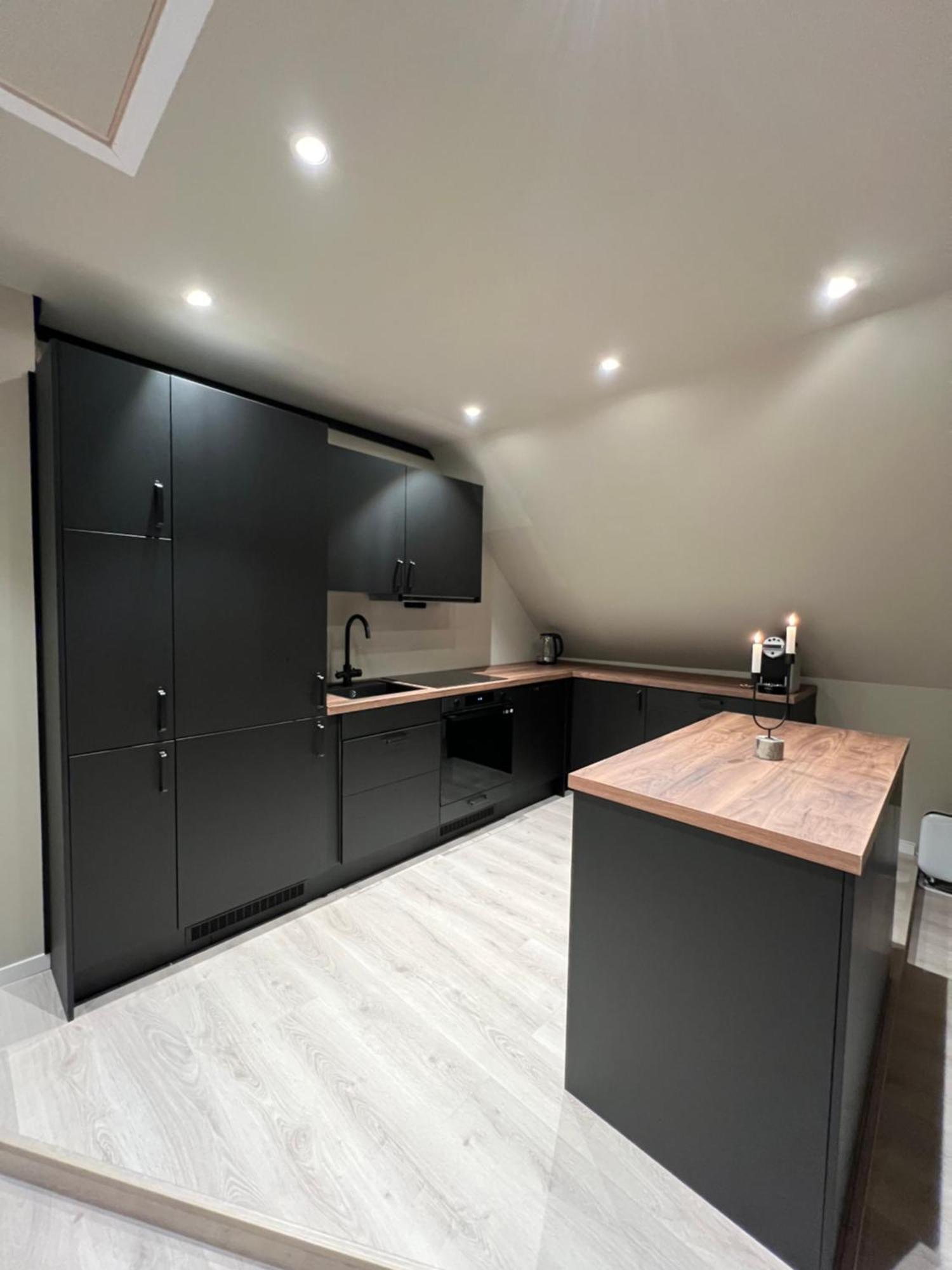 Central Apartment In Svolvær Zewnętrze zdjęcie