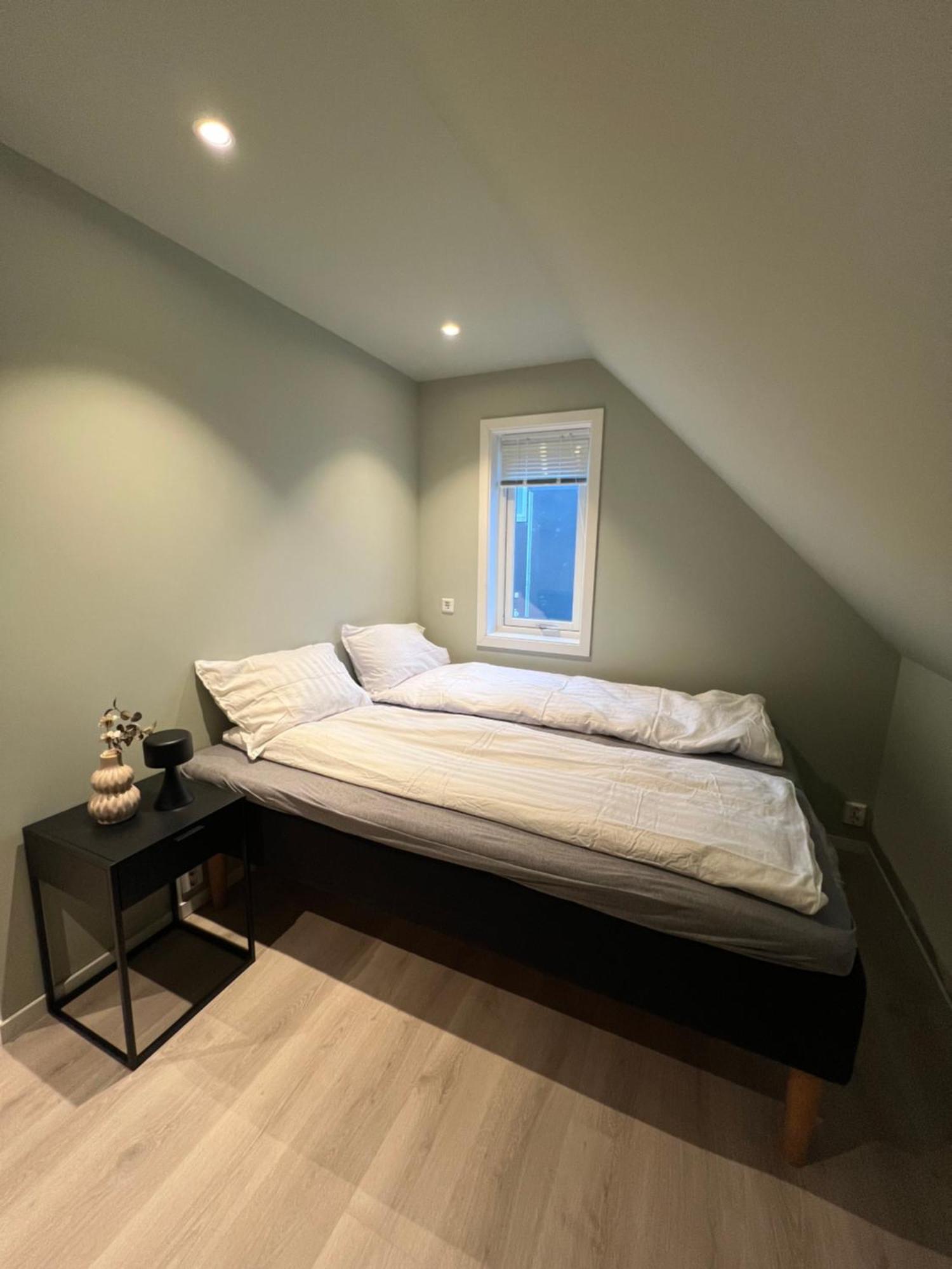 Central Apartment In Svolvær Zewnętrze zdjęcie